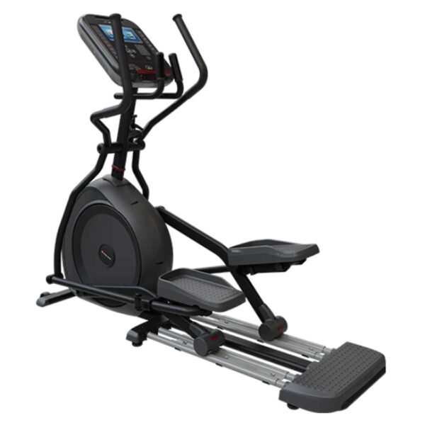 STAR TRAC 4 SERIES CROSS TRAINER WITH 10" LCD CONSOLE